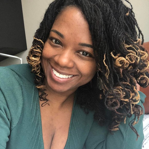 Meet your Posher, Jada - Picture 1 of 1